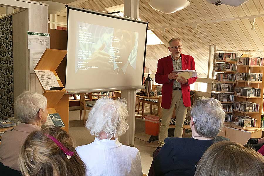 PehrOlov Pehrson på Mörbylånga bibliotek 28 april 2018